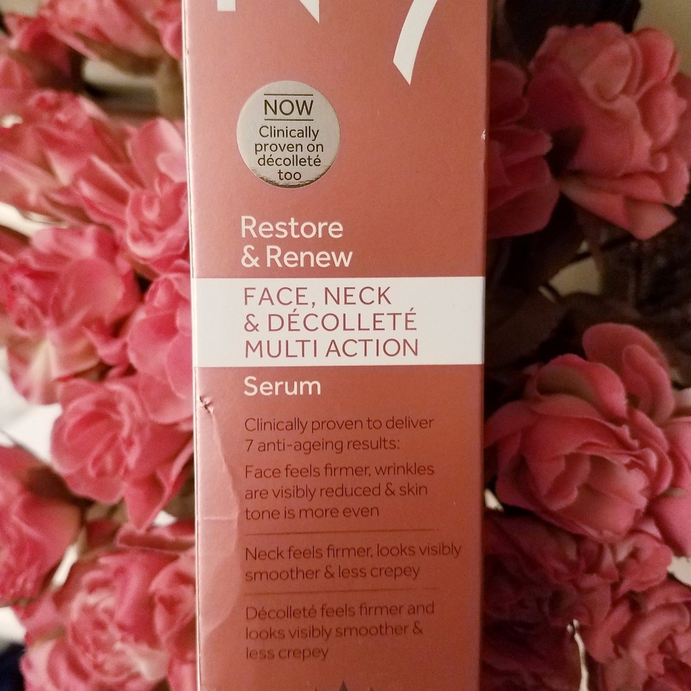 No 7 restore and renew anti-aging serum